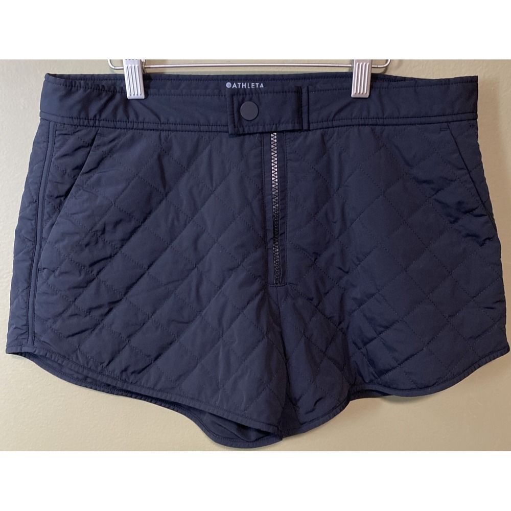 Athleta Shorts Women's Size 8 Black Toasty Buns Insulated Quilted Zipper Pocket